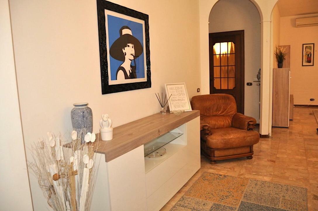 La Casa Di Sarita Διαμέρισμα Παβία Εξωτερικό φωτογραφία